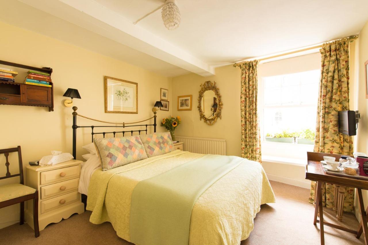 St Annes Bed And Breakfast Painswick Exterior photo