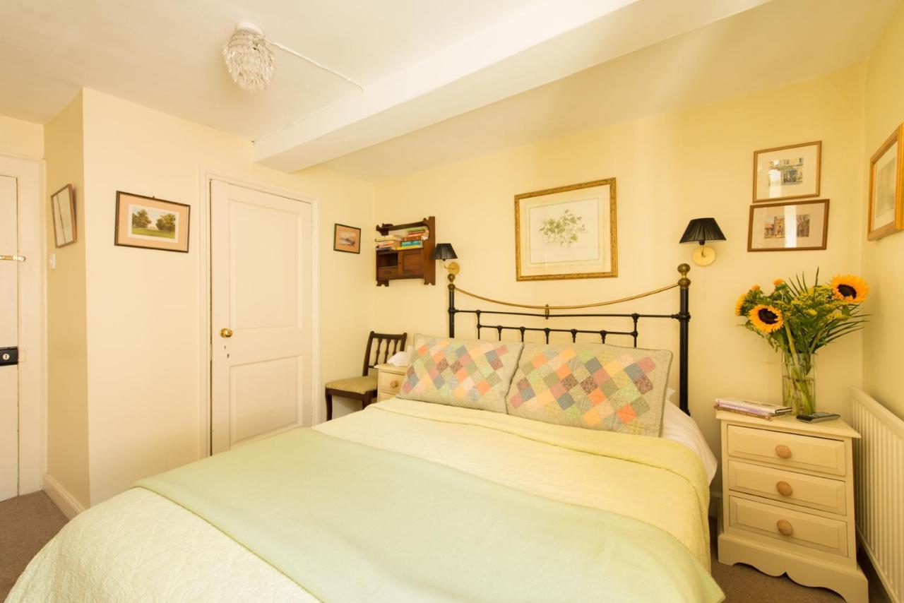 St Annes Bed And Breakfast Painswick Exterior photo